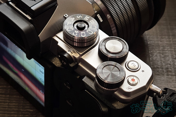 お写ん歩: OM-SYSTEM OM-3アーカイブ